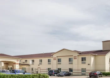 Super 8 by Wyndham Brenham, Texas Listed for Sale