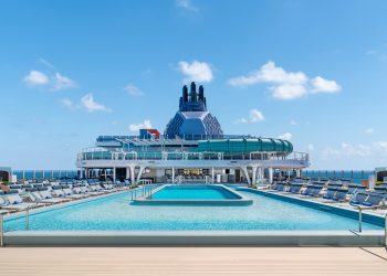 Norwegian Cruise Line welcomes the first guests for
Norwegian Aqua