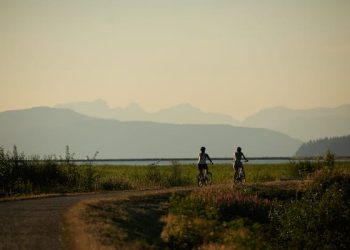 Explore the unique Pacific ecosystems of Richmond,
B.C.