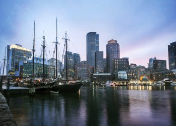 American: Phoenix – Boston (and vice versa). $211 (Basic
Economy) / $311 (Regular Economy). Roundtrip, including all
Taxes