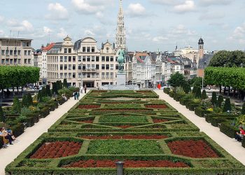 American: Miami – Brussels, Belgium. $567 (Basic Economy) /
$767 (Regular Economy). Roundtrip, including all Taxes