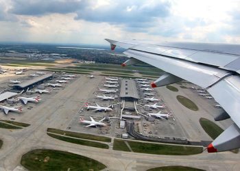 Fallout from Heathrow shutdown rages as operations
restored