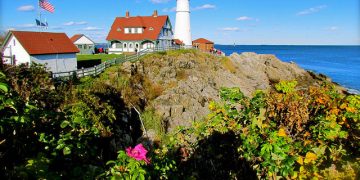 American: Phoenix – Portland, Maine (and vice versa). $216
(Basic Economy) / $316 (Regular Economy). Roundtrip, including all
Taxes