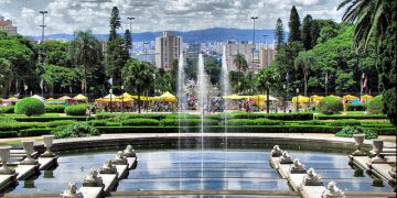 American: Seattle – Sao Paulo, Brazil. $498 (Basic Economy)
/ $598 (Regular Economy). Roundtrip, including all Taxes