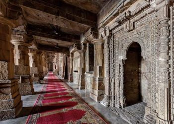 Intrigued by Rajasthan? Consider visiting Gujarat,
too