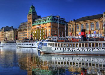 American: Dallas – Stockholm, Sweden. $534 (Basic Economy) /
$734 (Regular Economy). Roundtrip, including all Taxes